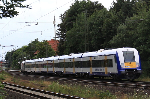 Eisenbahn Kurier Vorbild Und Modell Hamburg Koln Express Planmassig Mit Nob Einheiten