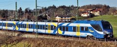 Auf der Relation München – Salzburg haben die neuen FLIRT 3 des Meridian die Doppelstockzüge von DB Regio Oberbayern abgelöst. Foto: Mario Menzel
