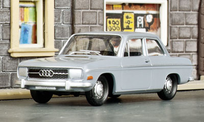Neu von Herpa: das H0-Modell der Audi 60 Limousine, Baujahr 1968; Foto: RZ