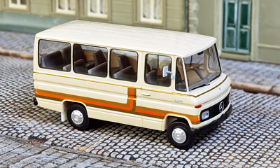Brekina H0: Kleinbus O 309 von Mercedes-Benz