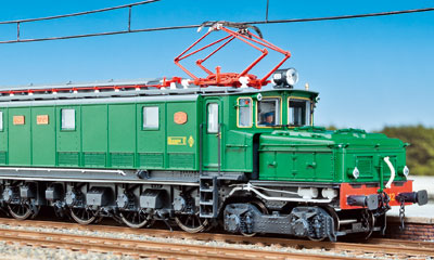 Ein H0-Gigant: RENFE-Ellok der Serie 7200 von Electrotren. Vom Modell ist hier nur wenig mehr als die Hälfte abgebildet …