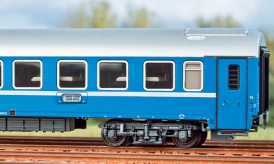 L.S.Models: weißrussischer Kurs-Schlafwagen (Basel—Minsk) aus dem „Aurora“-Zugset