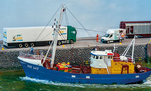Fischtrawler von Artitec in Szene gesetzt